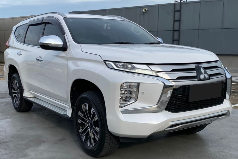 Mobil Bekas Mitsubishi Pajero Sport Dakar Ultimate 4x2 A/T 2022